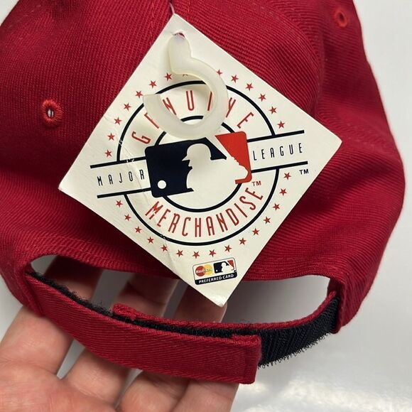 MLB Genuine Merchandise Fan Favorite Philadelphia Phillies Baseball Hat NWT - Picture 4 of 12